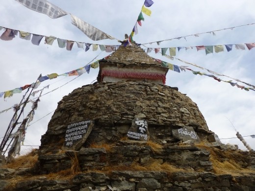 Stupa in Mongla pass.