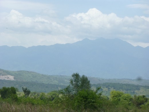 The view in the crate lake area near Fort Portal.