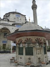 The last mosque of the trip, Sokollu Memhet. We were totally mosque out by day 5!: by steve_and_emma, Views[654]