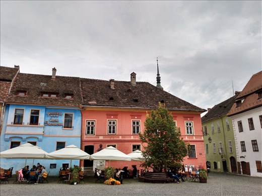 Piata Cetatii is a pleasant place for a drink.