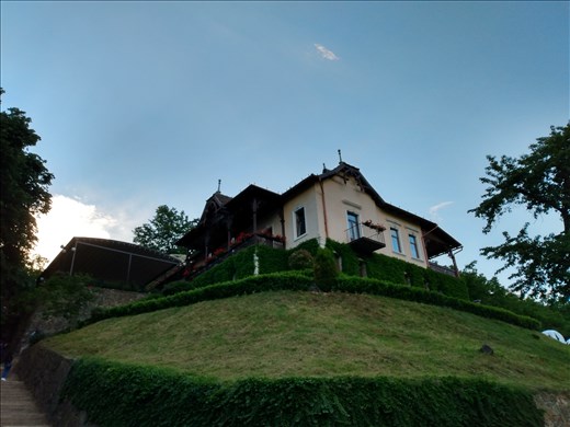 Roca Buna restaurant is a fantastic place off the beaten path.