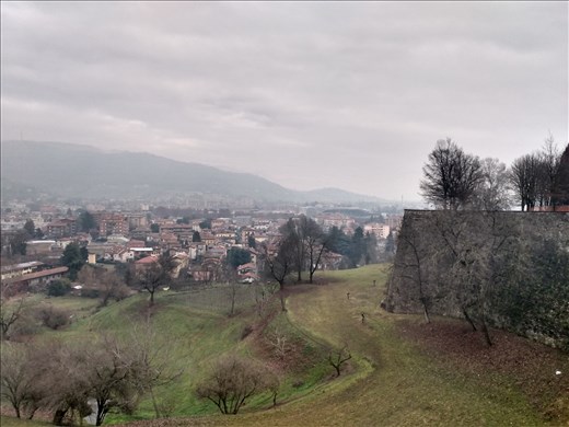 The views from the city walls were good even in murky weather.