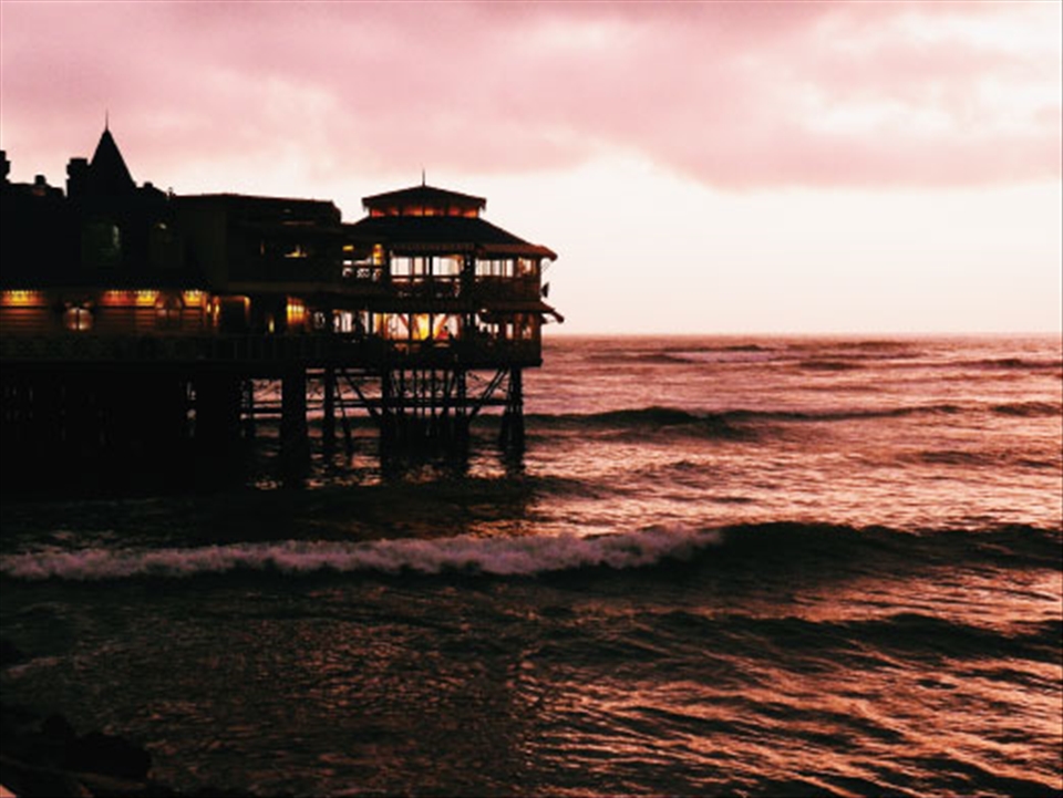 Dinner over the ocean on the last night in Lima.  I of course had Lomo Saltado