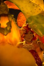 Competitors not only wear high heels, but also costumes, many times in groups.: by sumi, Views[197]