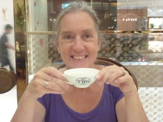 Royal Moroccan tea with deliciously tea flavoured macaroons...yummm