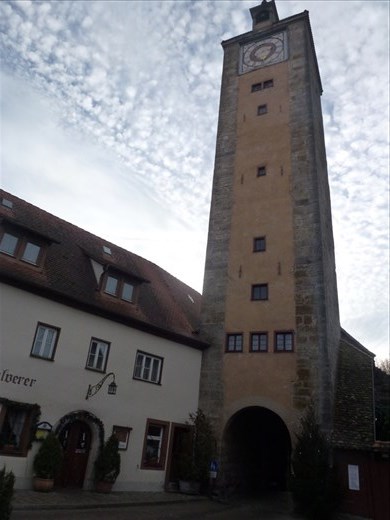 One of many towers, no doubt strategically place around the wall