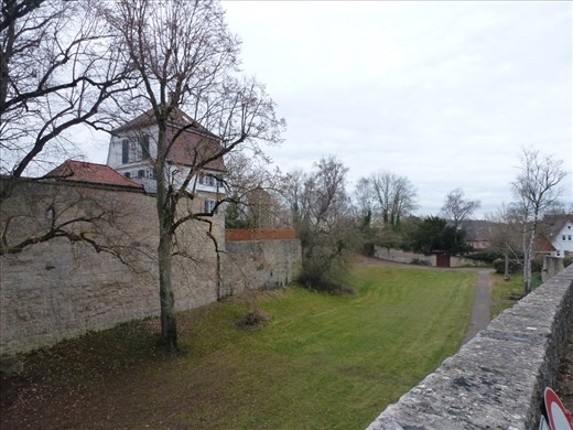 Former moat