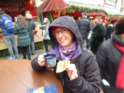 Waffles and gluhwein for lunch? Why not?