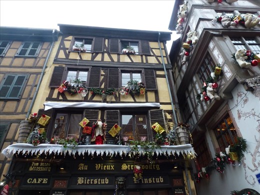 Pretty decorated houses & shops in Strasbourg