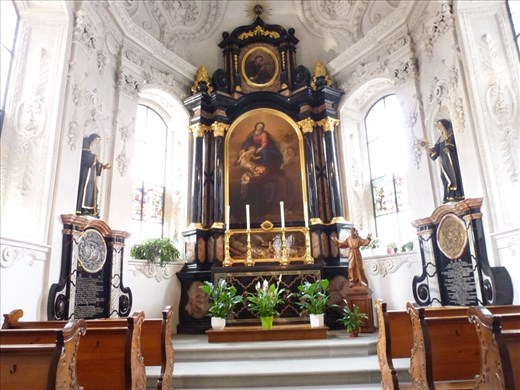 Spectacular altar in Franciscan church