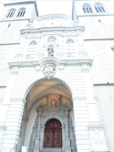 The front of St Leger's a bit closer