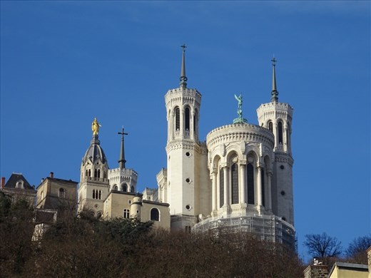 Basilique Notre Dame de Fourviere from below