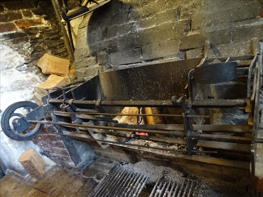 Cosy old fireplace to lunch beside. Complete with spit roaster.