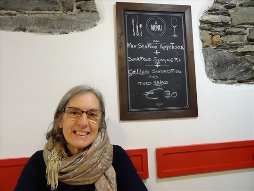 Dinner in Riomaggiore - pasta, prosecco & tiramisu