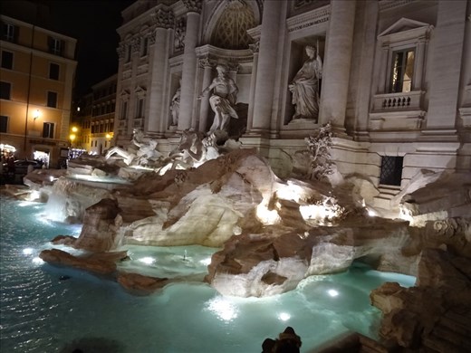 Nighttime Trevi