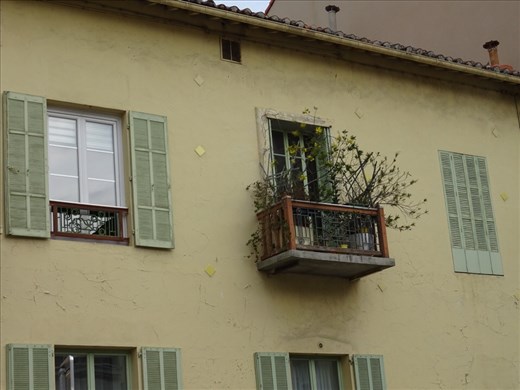 Marseilles. Pretty balcony
