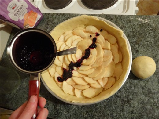 Apple & jam: a perfect mate