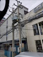 And this wasn't the worst telecomm we saw! Whew!: by suziqtn, Views[183]