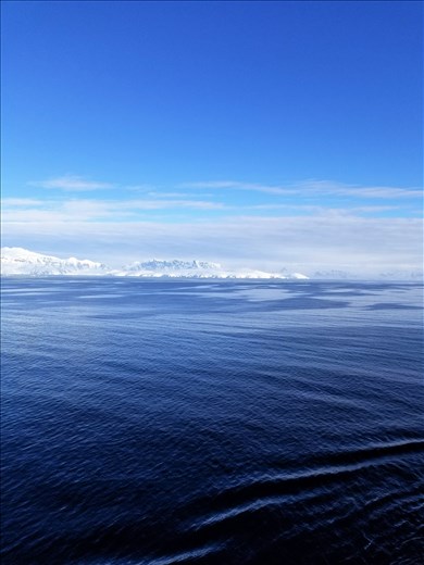 I loved the varying colors of the water in this photo.