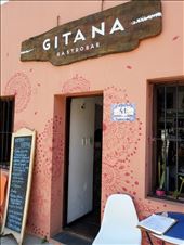 I loved the intricate drawings on the walls of this cafe.: by suziqtn, Views[182]