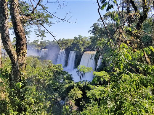 There follows numerous photos of the falls taken from the upper trail. One simply can't say enough about them.