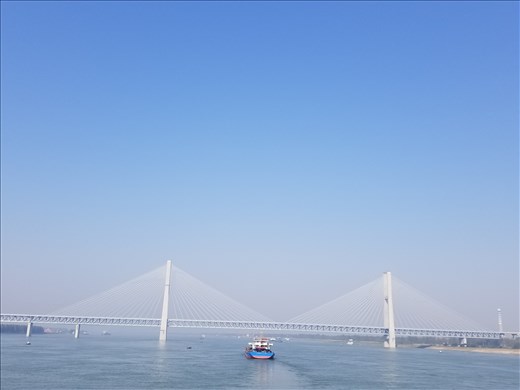 All along the Yangtze, there were one after the other of these beautiful suspension bridges.