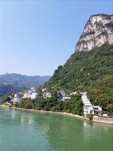 I found the buildings going up the hills very clever in terms of using all the space available.