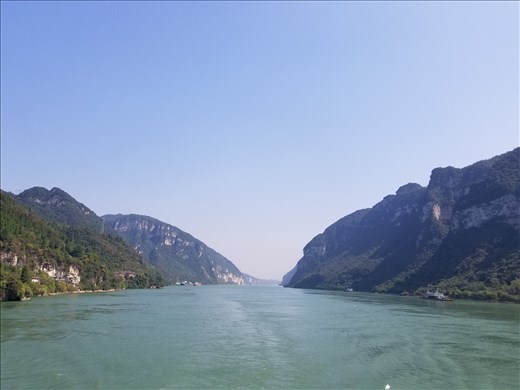 Now we're going through one of the gorges.