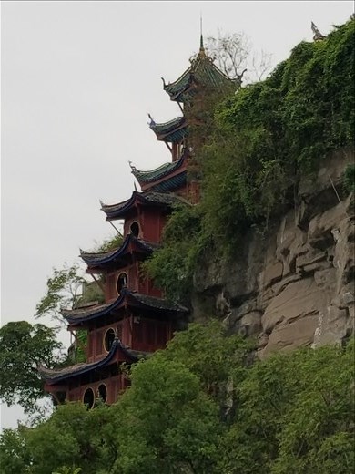 I couldn't believe, and neither could anyone else, that I climbed up the 9 stories to the temple here.