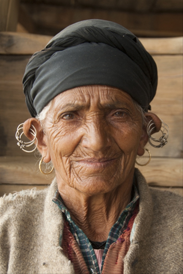 CAPTION: TOO OLD TO WORK. LOCATION: DODRA KAWAR, HIMACHAL PRADESH, INDIA.