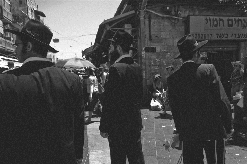 on Shabbat in the markets, Judaism displayed in all directions 