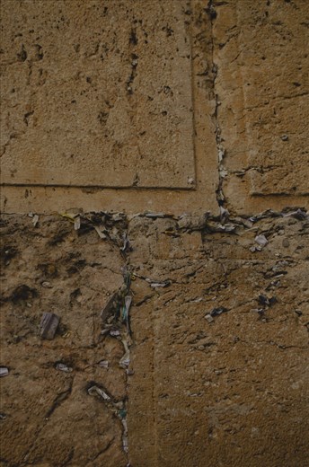Hundreds of thousands of peoples cries and prayers at the WesterN wall 