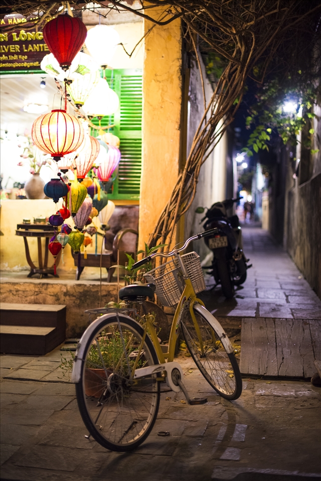 Calmness before the full moon lantern festival in Old Town Hoi An
