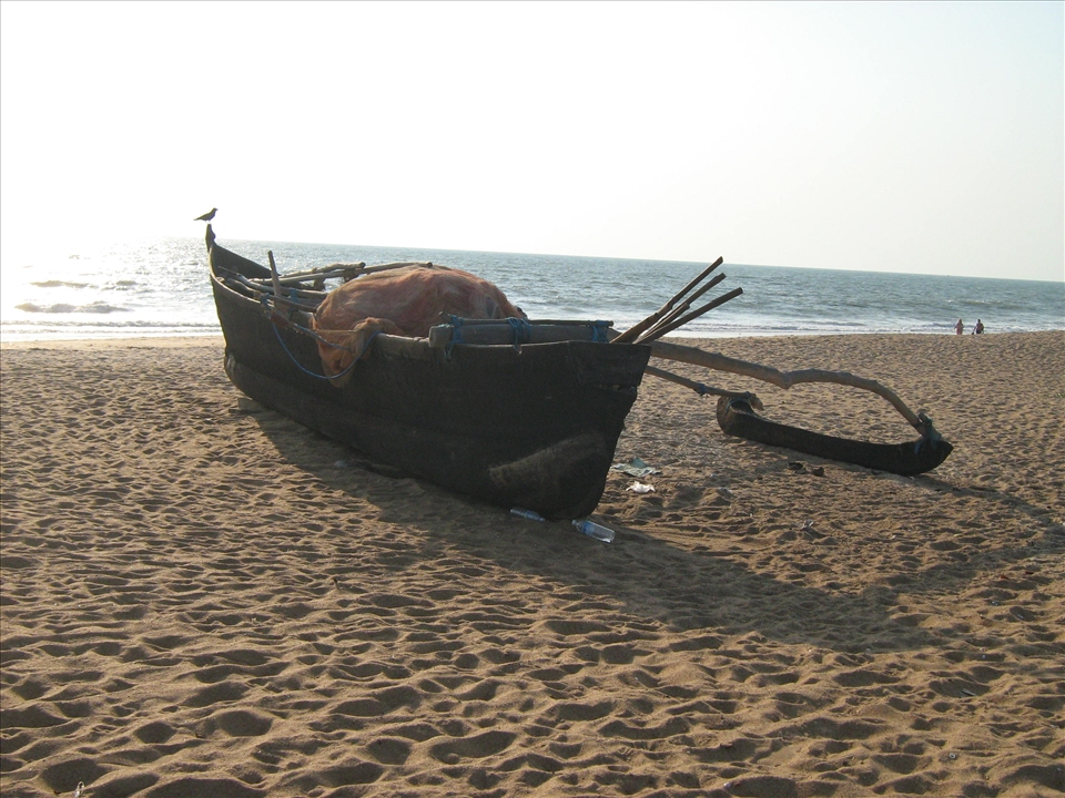 Traditional Goan fishing boat, Calangute GOA – The early boat catches the fish
