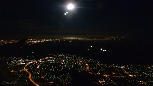 The first time to take a flight.This is the image of Perth City  in dusk when I first arrived to Perth.