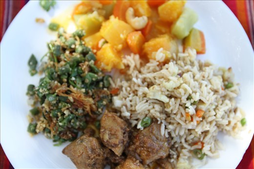 Close up of the full Burmese picnic meal