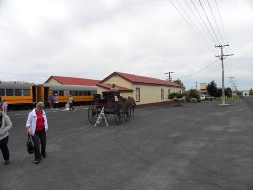 No time for a meal AND a buggy ride. We opted for food!