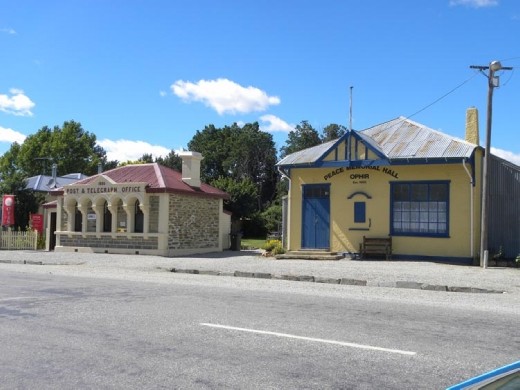 The Ophir Post office was built in 1875 using local schist.