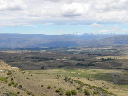What an expansive vista! From the Raggedy Range all to the way to the Remarkables peeking over the top.