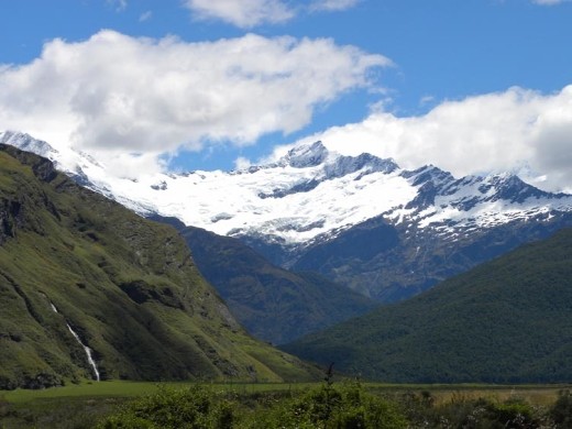 This is why we travelled 15 km down a gravel road! For this view of the snowcapped mountains...