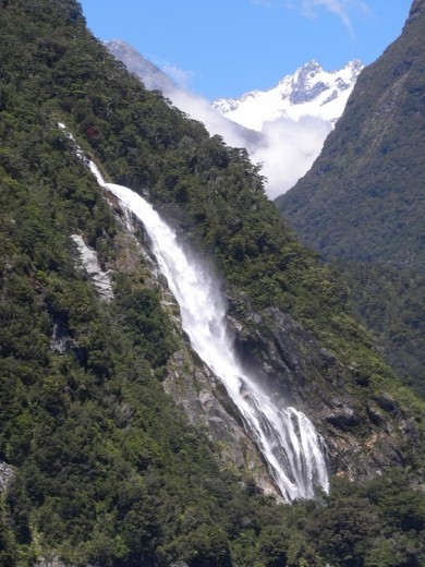 Bowen Falls drops 160 meters from the hanging valley above.