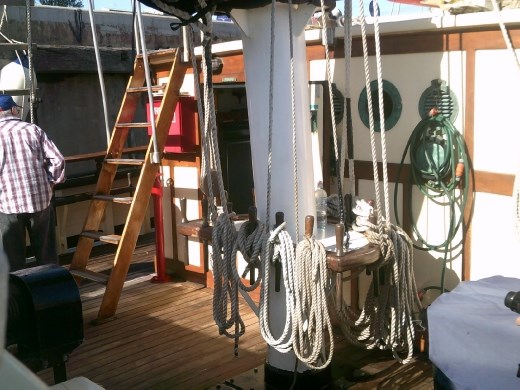 Our friend Stan told us there is about 5 km of rope for the rigging on this ship. Holy crap!