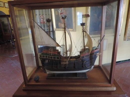 The Torre del Oro now houses the Naval Museum. It showcases many intricately carved wooden models of sailing vessels.