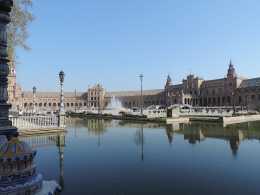 And then we turned the corner... the full grandeur of the Plaza overwhelmed us.