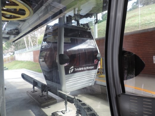 Our cable car to the top of Mountjuic! Luckily, it was just Kent & Anna in there. It's a tight squeeze for more than 4 people!