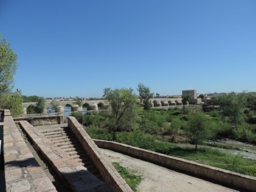 The Roman roots of the Puente Romano are obvious.