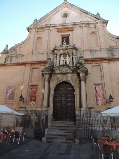 The churches can provide an oasis in the middle of the bustling business district.