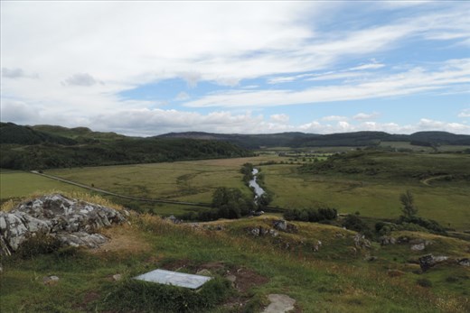 Upper-Portion-of-Citadel-Commands-360-Degree-View-of-the-Glen