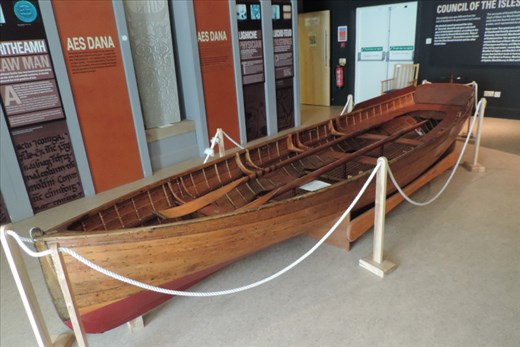 Heres-a-Typical-Longboat-Used-by-Norsemen