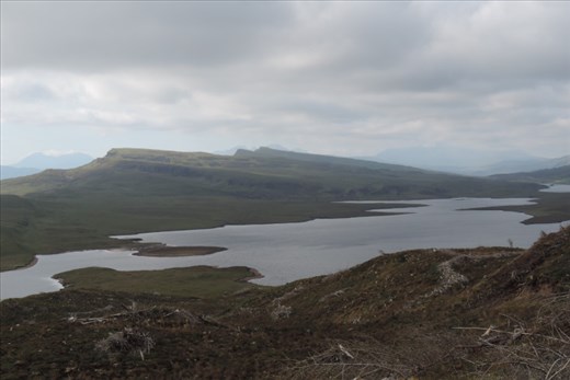 Clouds-Lowered-Over-Loch-Leavan